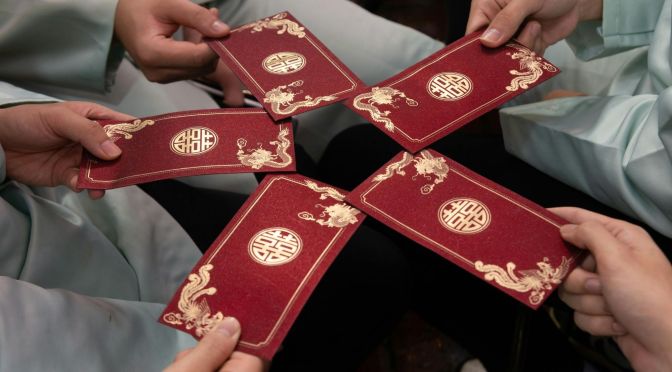 Grab Those Red Envelopes – On WeChat!